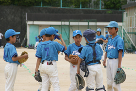 ★2009年 5月 4日 練習試合 対：いぶき野ボールパークス（いぶき野小学校）